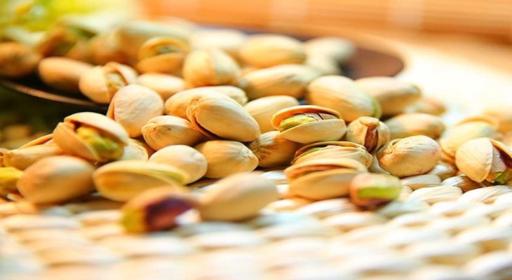 কলেস্টেরলের মাত্রা নিয়ন্ত্রণ করে পেস্তা বাদাম