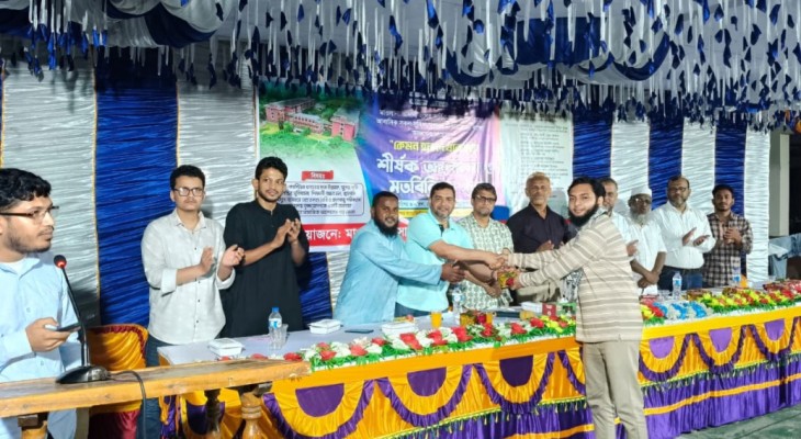 বাকৃবিতে আবাসিক হলের মান উন্নয়নে শিক্ষার্থীদের ব্যতিক্রমী মতবিনিময়