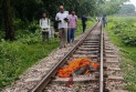 বাকৃবিতে ট্রেনের নিচে কাটা পড়ে অজ্ঞাত এক নারীর মৃত্যু