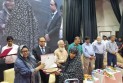 দুগ্ধ দিবসে দুই নারী উদ্যোক্তাকে সম্মাননা দিল বাকৃবি